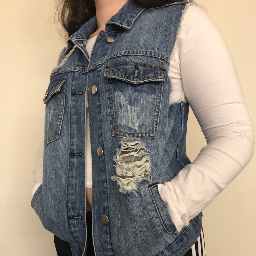VINTAGE DENIM VEST